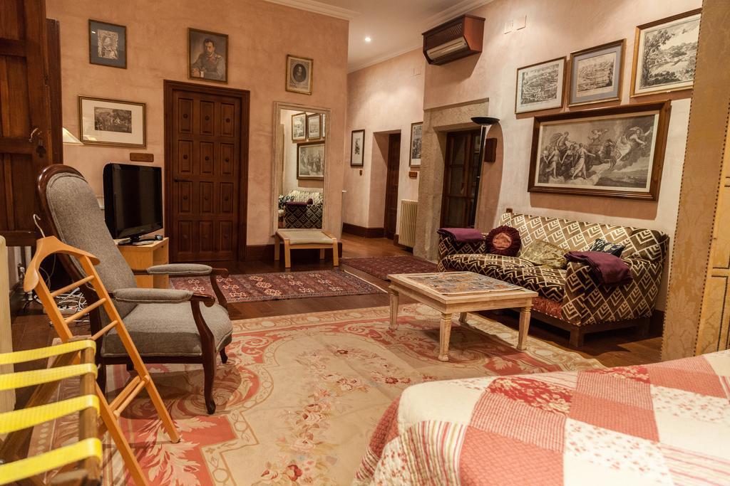 Palacio Chaves Hotel Trujillo Esterno foto